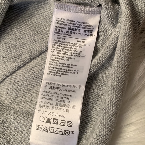 Levi’s crop top sweater - Picture 7 of 8